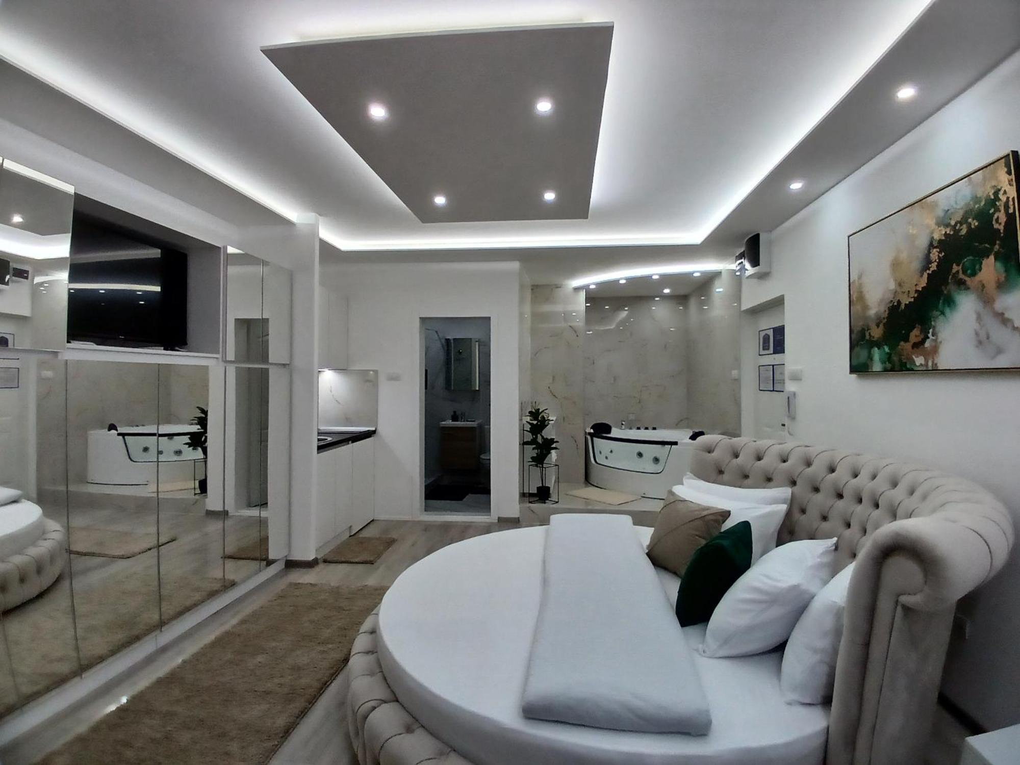 Sofronic 2 Apartment